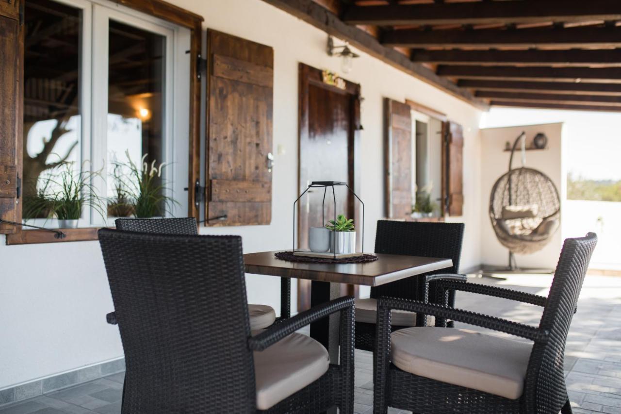 Villa Rustica Pokrovnik エクステリア 写真